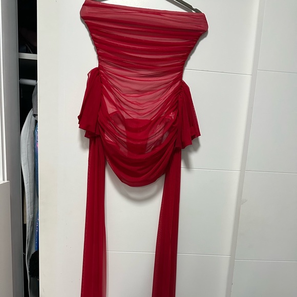 Norma Kamali Red Strapless Dress - threedaughtersproperties.com